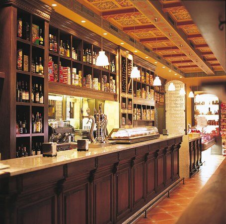 Ultramarinos Bar El Veedor